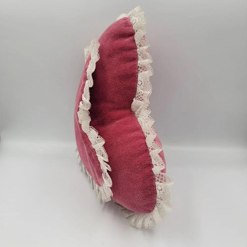 Vtg 80s Heart-Shaped dusty pink  Velvet Pillow With Cream/white Lace Trim
